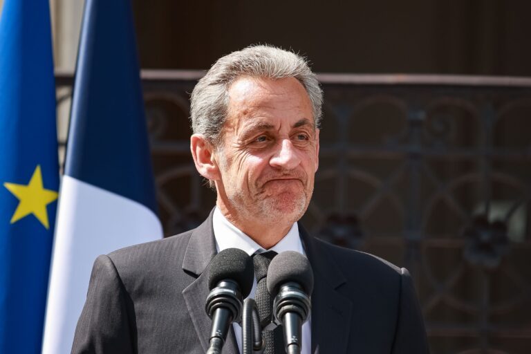 76 milliards envolés : quand Sarkozy a vendu 589 tonnes d’or… pour une bouchée de pain